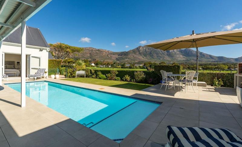 4 Bedroom Property for Sale in Steenberg Estate Western Cape